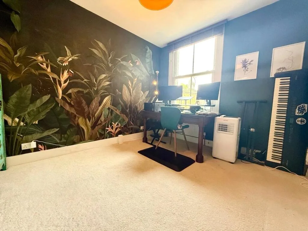 4 bedroom terraced house for rent