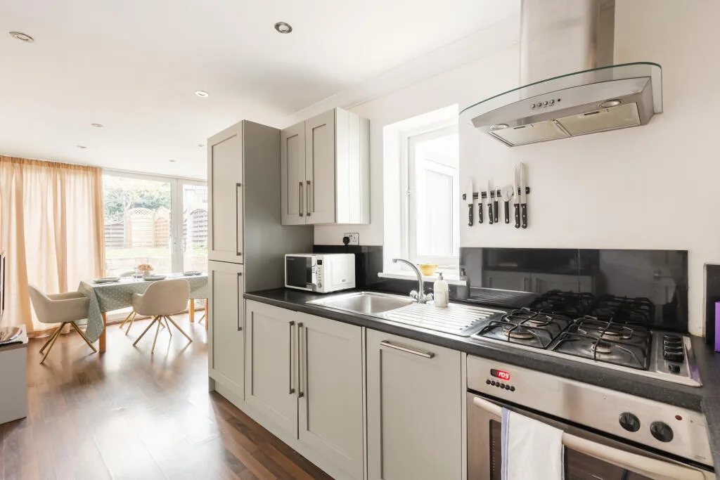 2 bedroom apartment for rent