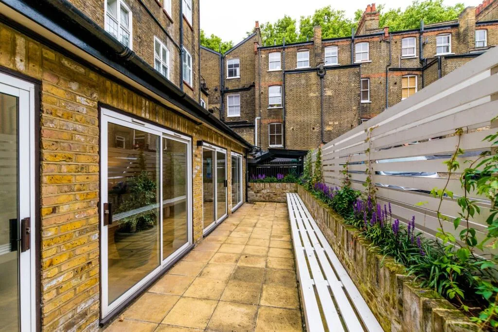 Studio flat for rent