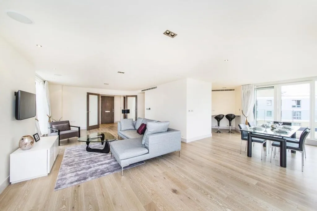 3 bedroom flat for rent