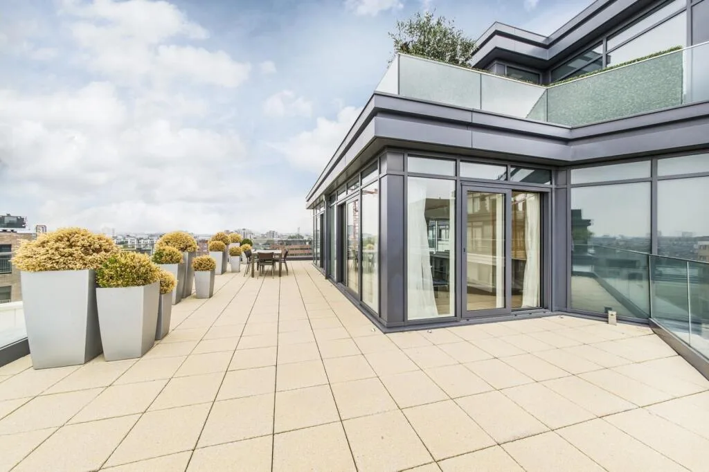 3 bedroom flat for rent
