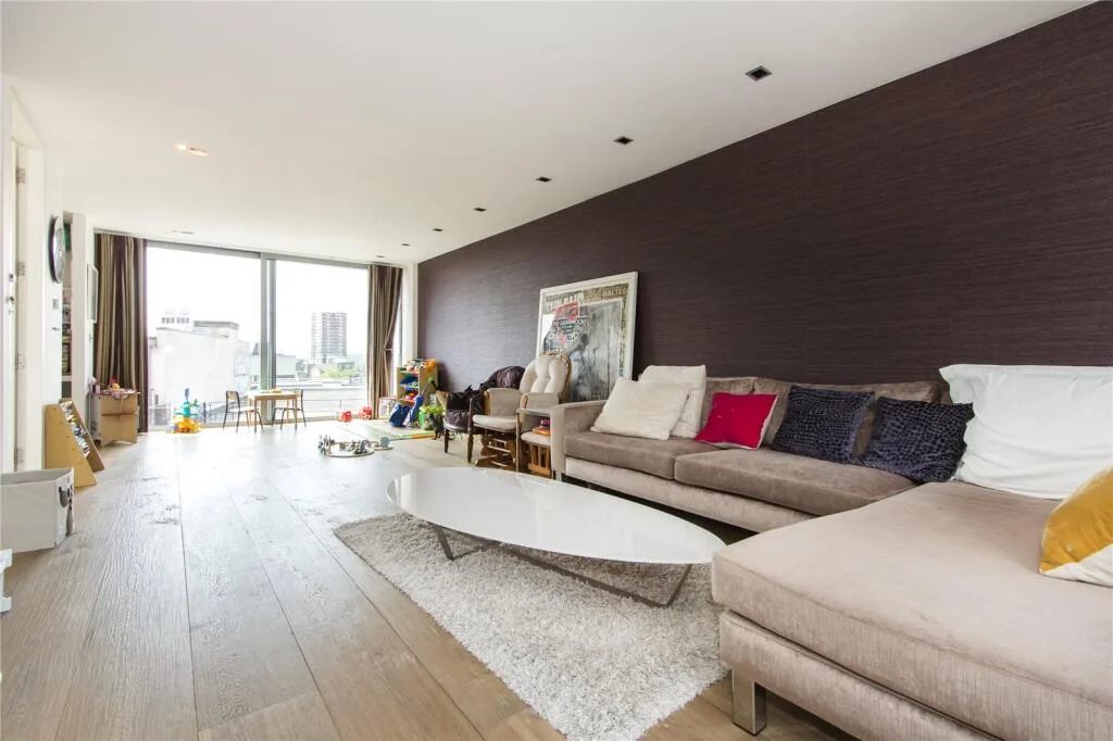 3 bedroom penthouse for rent