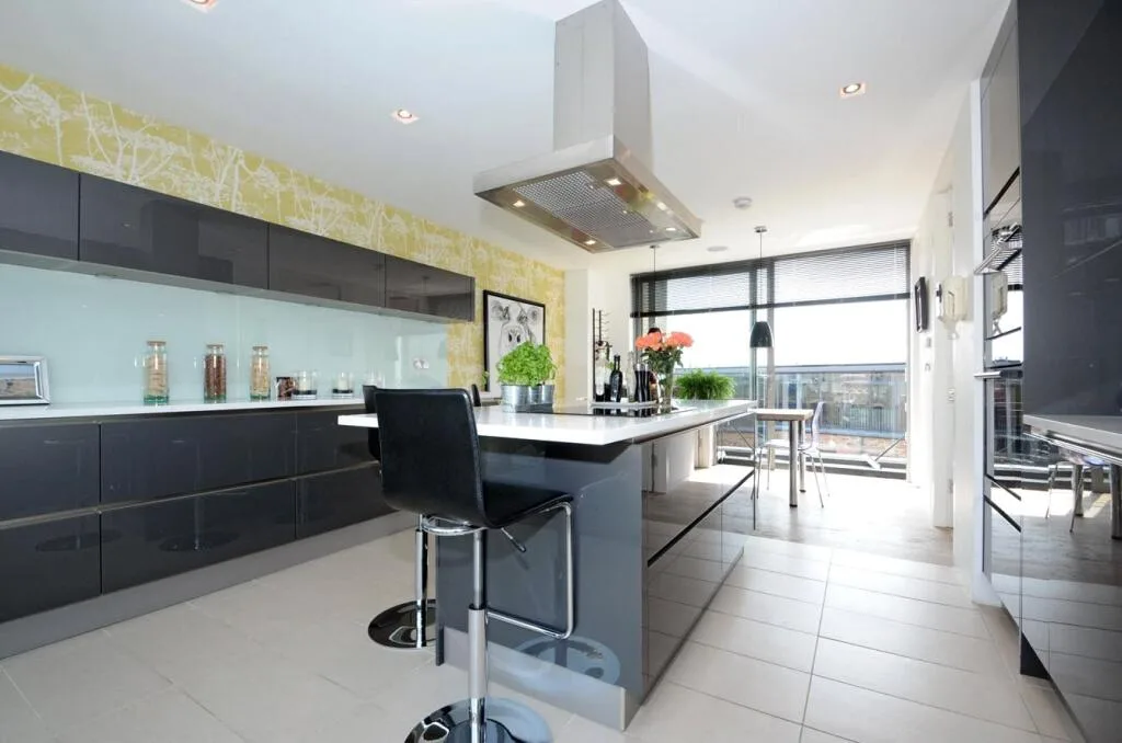 3 bedroom penthouse for rent