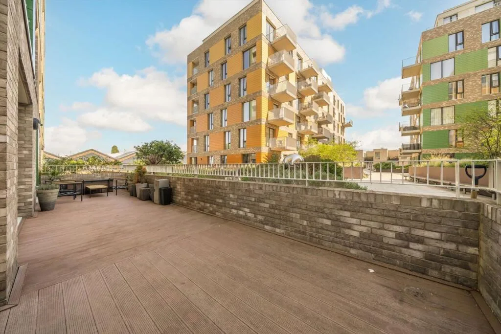 3 bedroom flat for rent