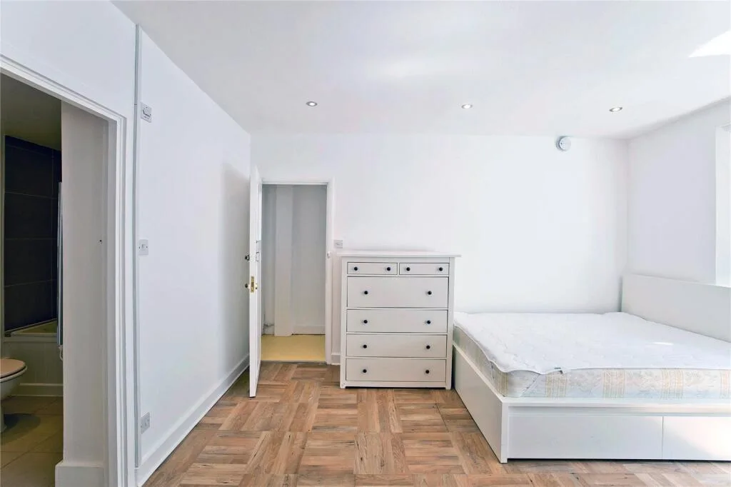 Studio apartment for rent