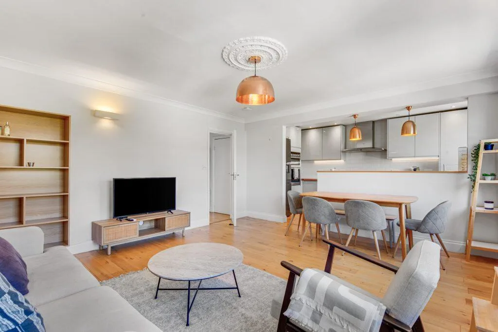2 bedroom flat for rent