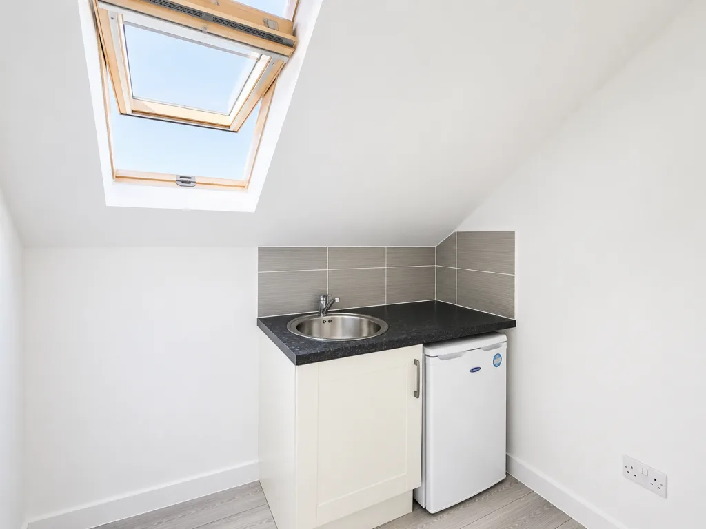 Studio flat for rent