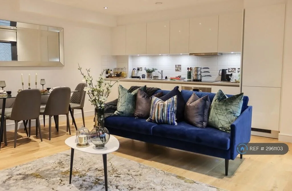 2 bedroom flat for rent