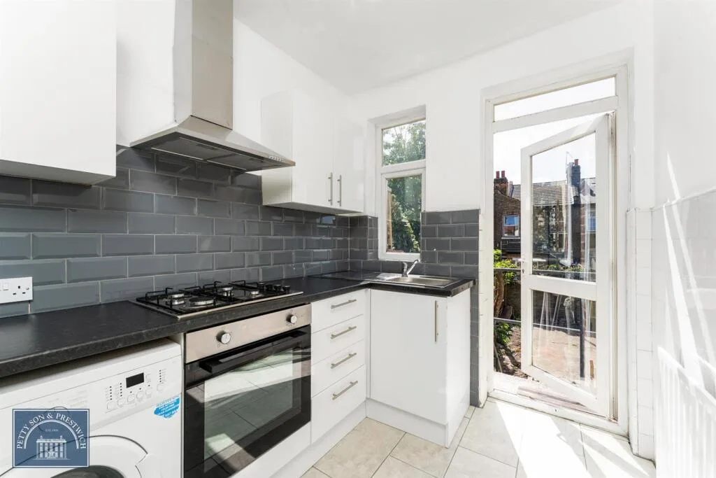 3 bedroom terraced house for rent
