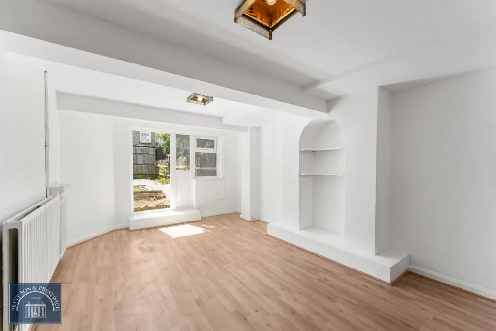 3 bedroom terraced house for rent