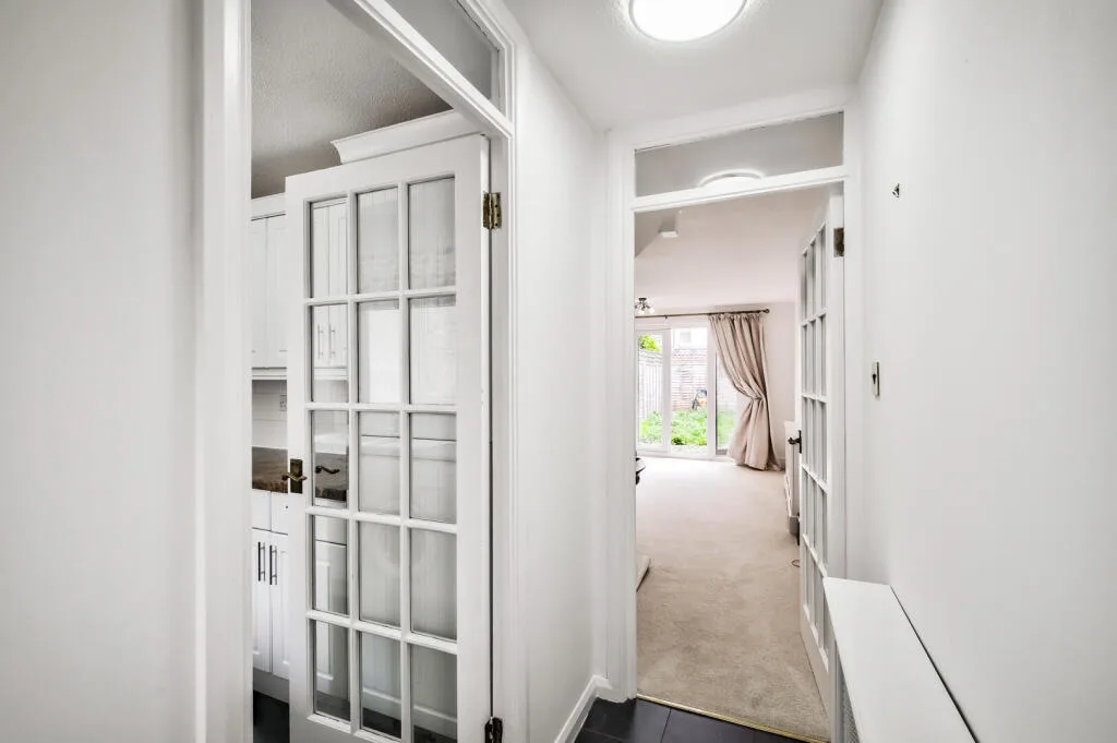 2 bedroom end of terrace house for rent