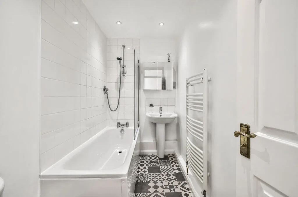 2 bedroom end of terrace house for rent