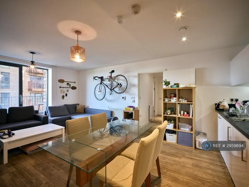 2 bedroom flat for rent