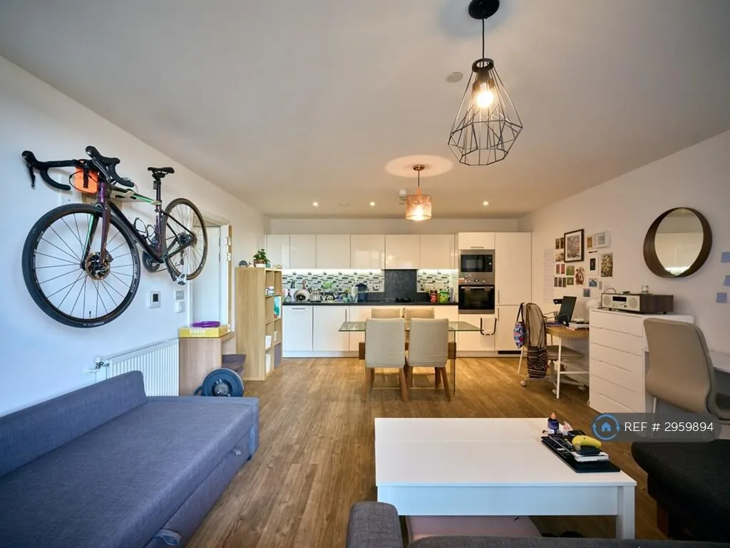2 bedroom flat for rent