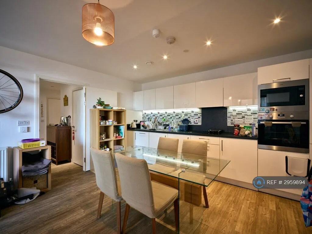2 bedroom flat for rent