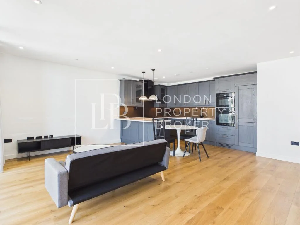 3 bedroom flat for rent