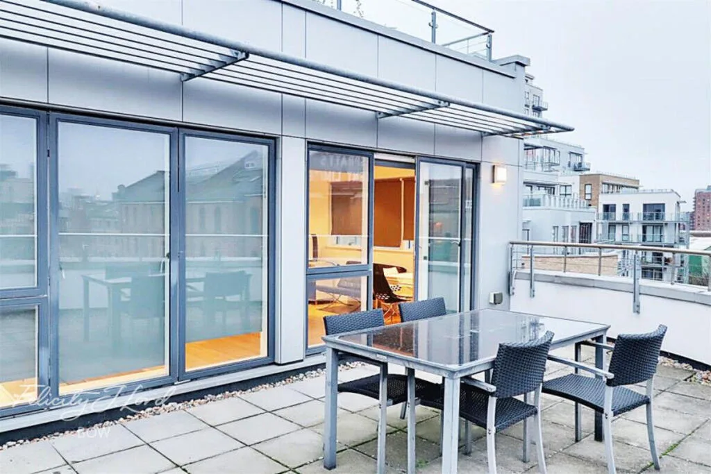 3 bedroom flat for rent