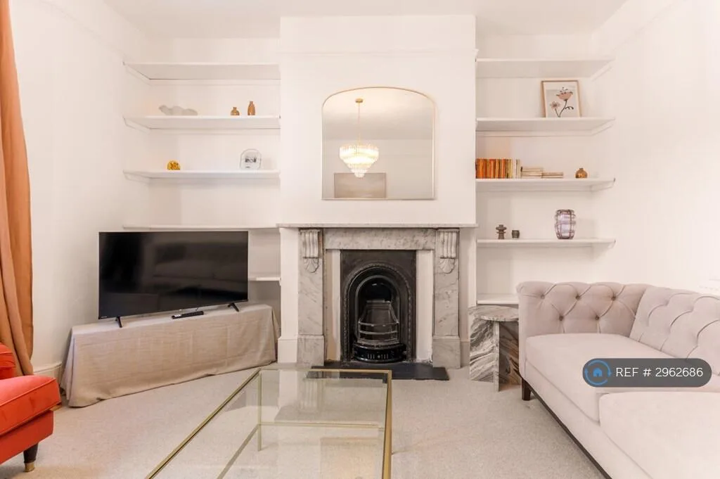 3 bedroom maisonette for rent