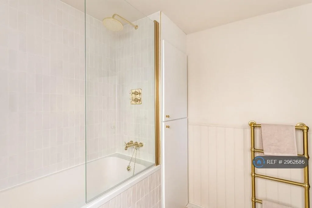 3 bedroom maisonette for rent