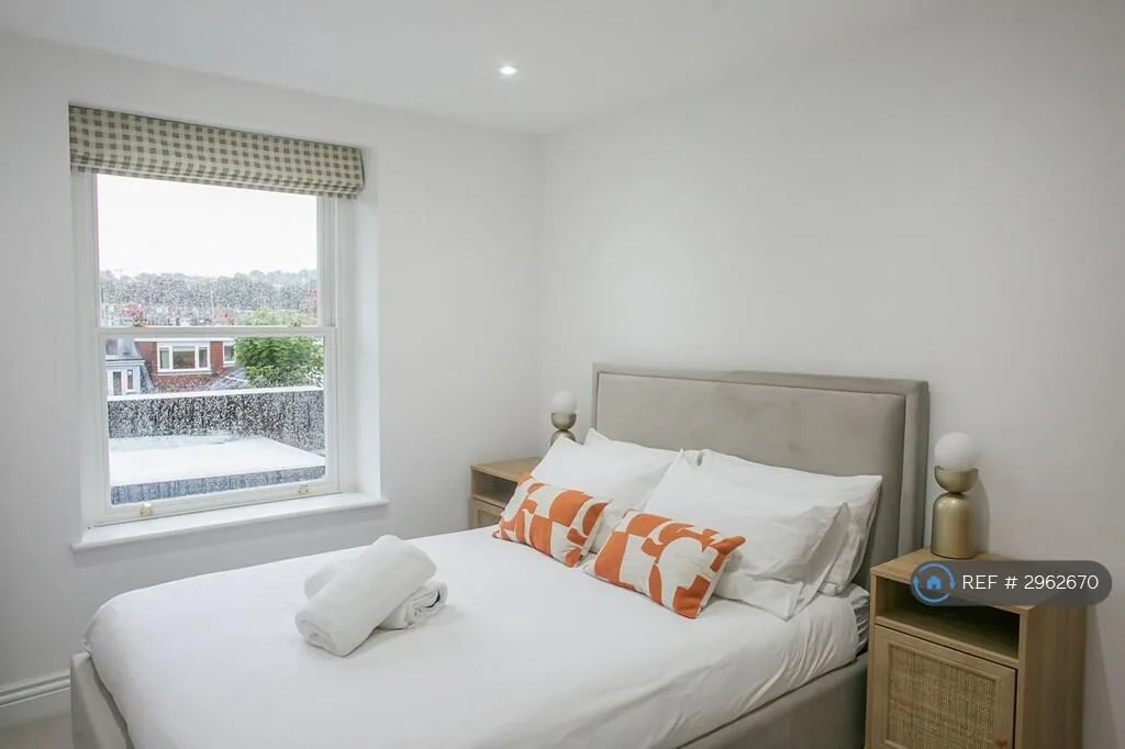 3 bedroom maisonette for rent