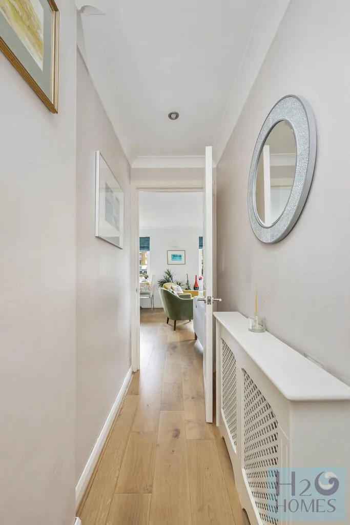 2 bedroom ground floor flat for rent