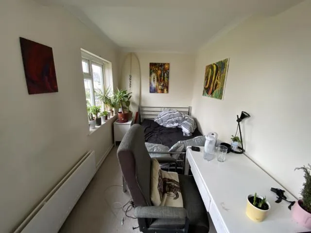 5 bedroom terraced house for rent