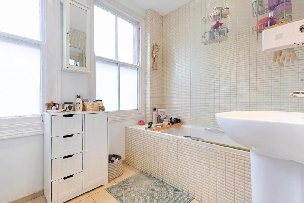 3 bedroom flat for rent