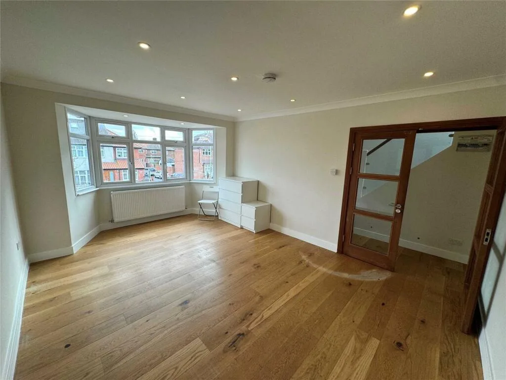 4 bedroom apartment for rent
