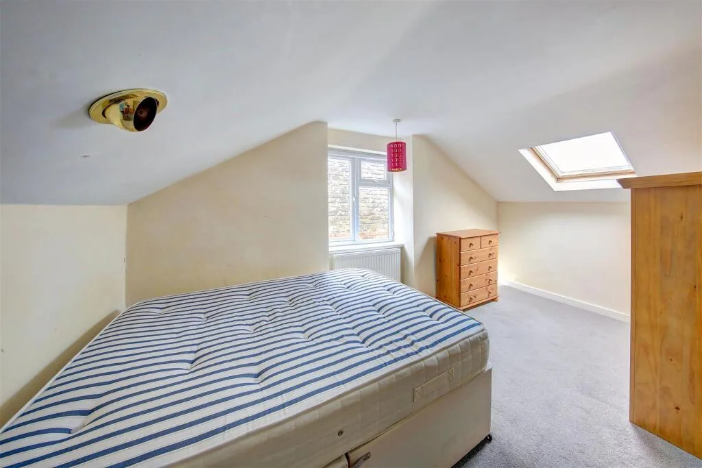 2 bedroom property for rent