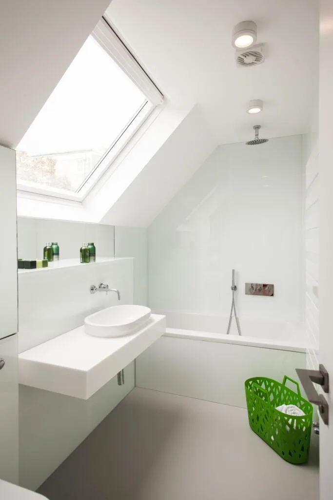 3 bedroom mews property for rent