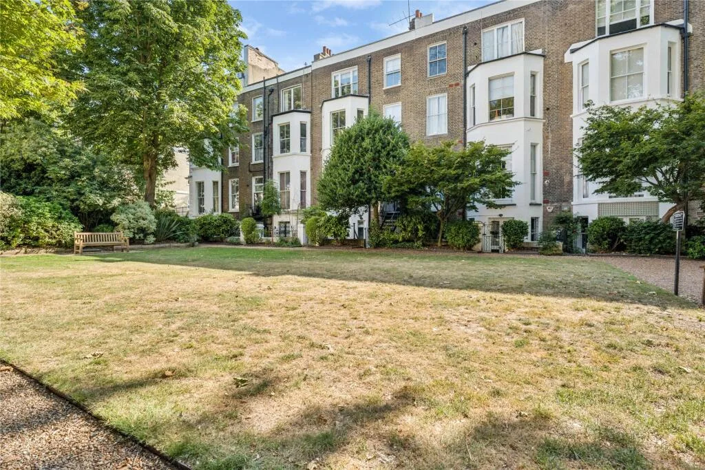 5 bedroom maisonette for rent