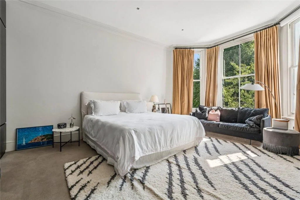 5 bedroom maisonette for rent