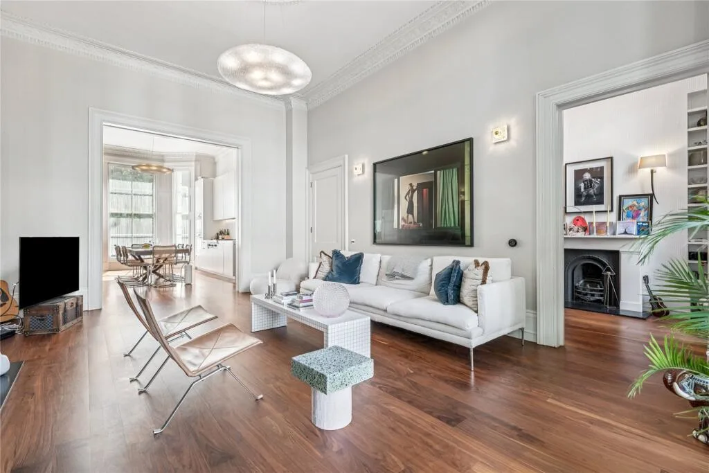 5 bedroom maisonette for rent