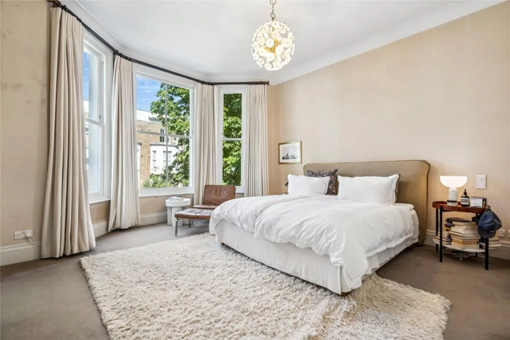 5 bedroom maisonette for rent