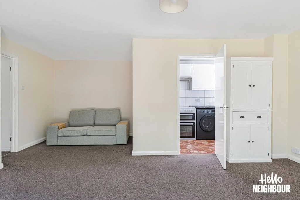 1 bedroom ground floor maisonette for rent