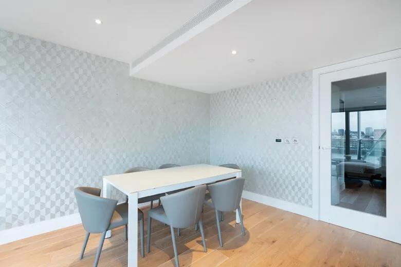 3 bedroom flat for rent