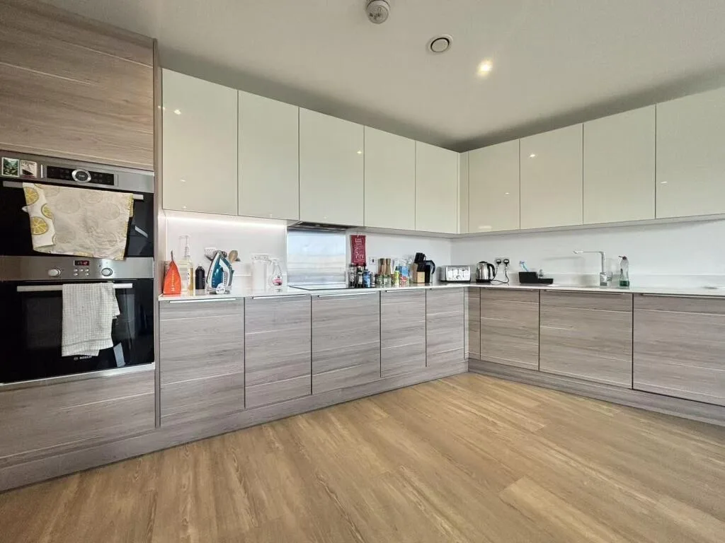 3 bedroom flat for rent