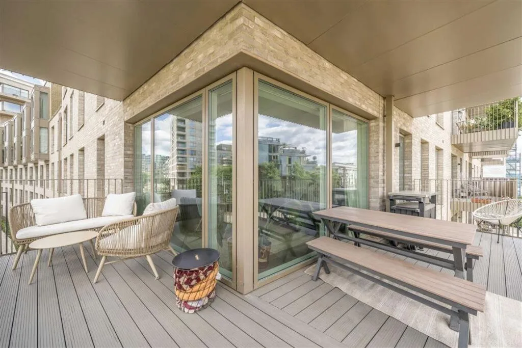 3 bedroom flat for rent