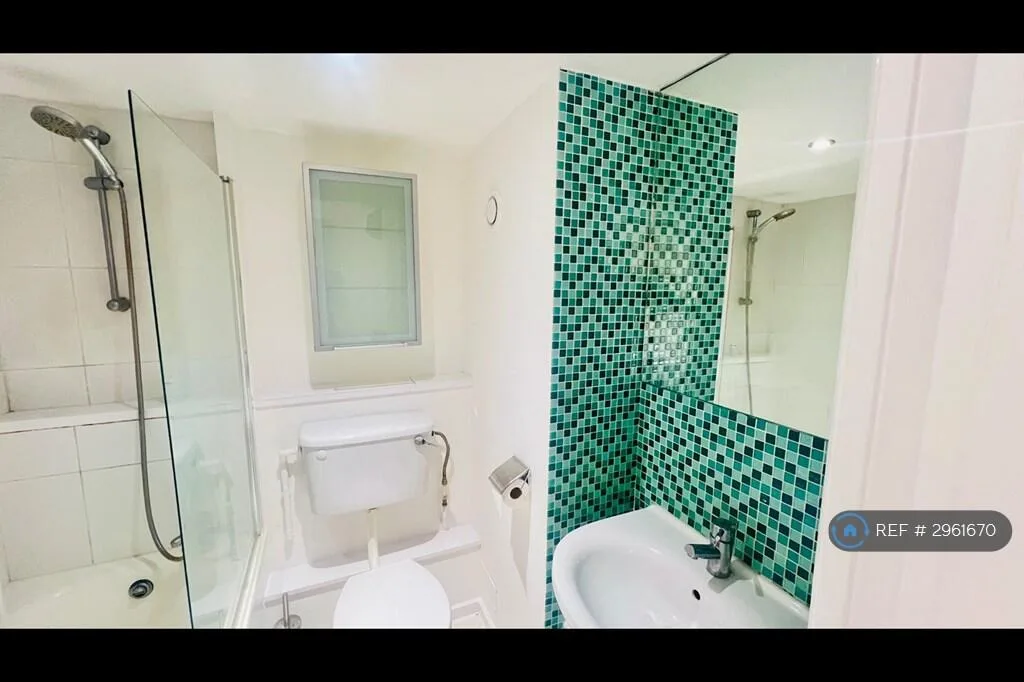 1 bedroom maisonette for rent
