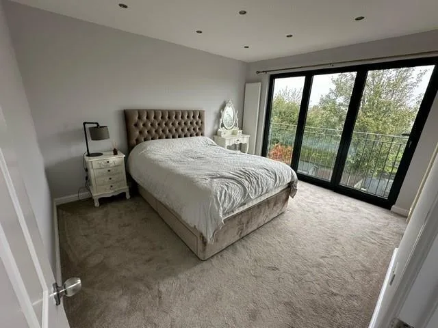 3 bedroom flat for rent