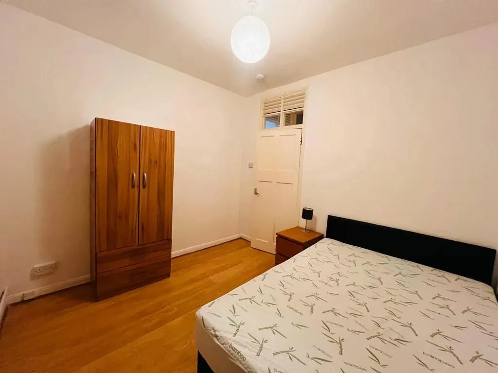 3 bedroom maisonette for rent