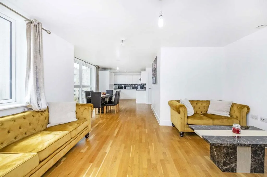 3 bedroom flat for rent
