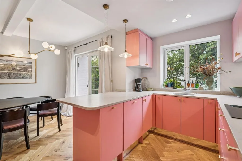 4 bedroom detached house for rent