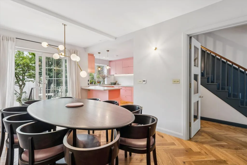 4 bedroom detached house for rent