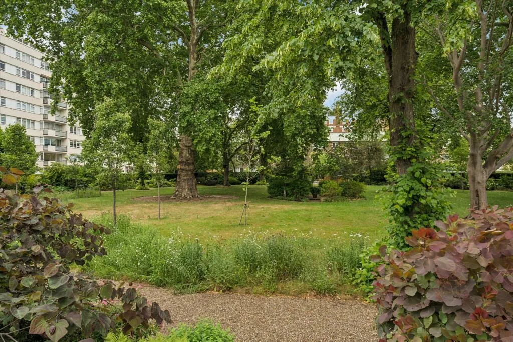4 bedroom detached house for rent
