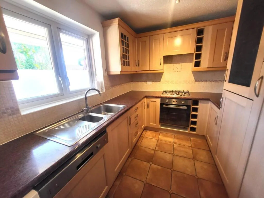 2 bedroom flat for rent