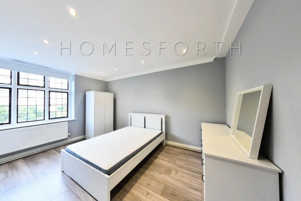 3 bedroom flat for rent