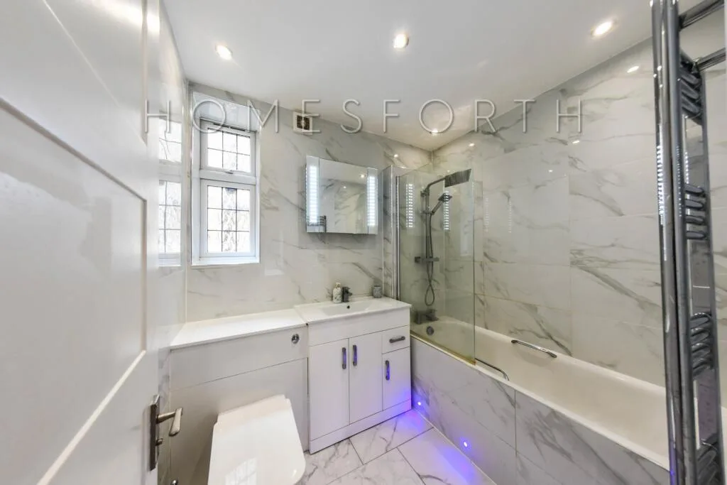 3 bedroom flat for rent