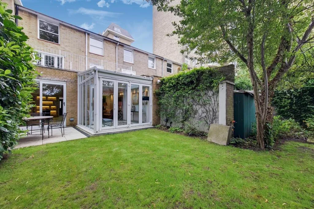 4 bedroom house for rent