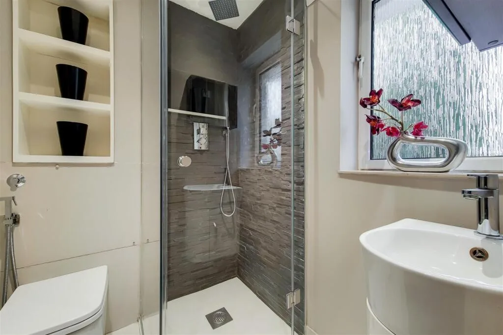 4 bedroom house for rent